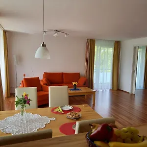 https://2-zi-luxus-appartement-mit-bademantelgang-zur-wohlfuhltherme.com-bavaria.com